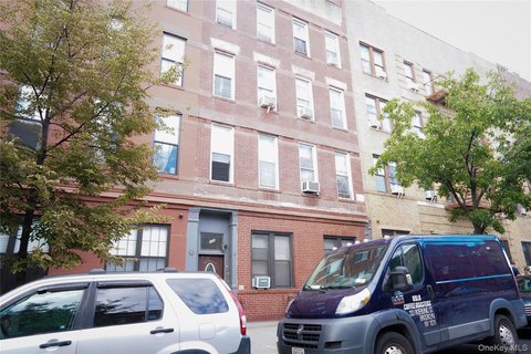 Eight-Unit Apartment Building