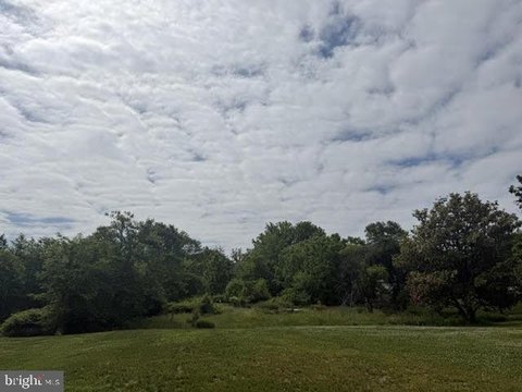 LAND - BLUE BELL, PA