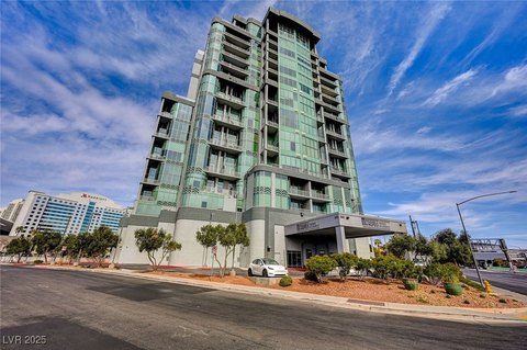 Las Vegas High-Rise Condo