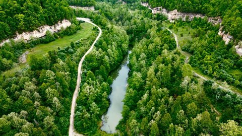 Expansive Hunting Land in Louisa