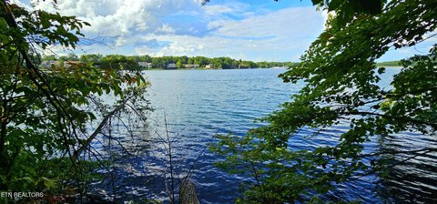 Lakefront Lot in Fairfield Glade