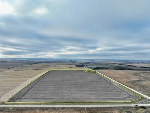 Productive Farmland in Chickasaw County