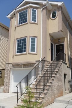 2018 Two-Unit Multifamily Home