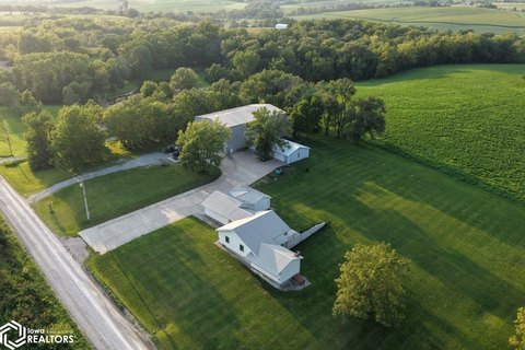 Insulated Flex Space With Workshops