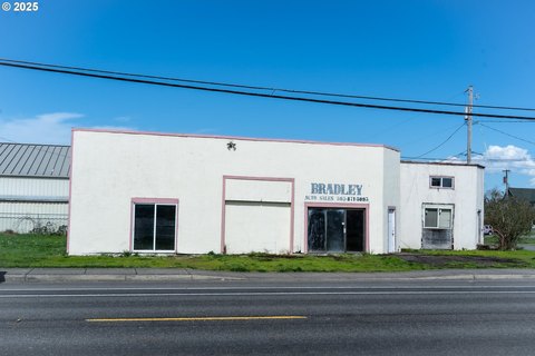 Aumsville Commercial Corner Lot Opportunity