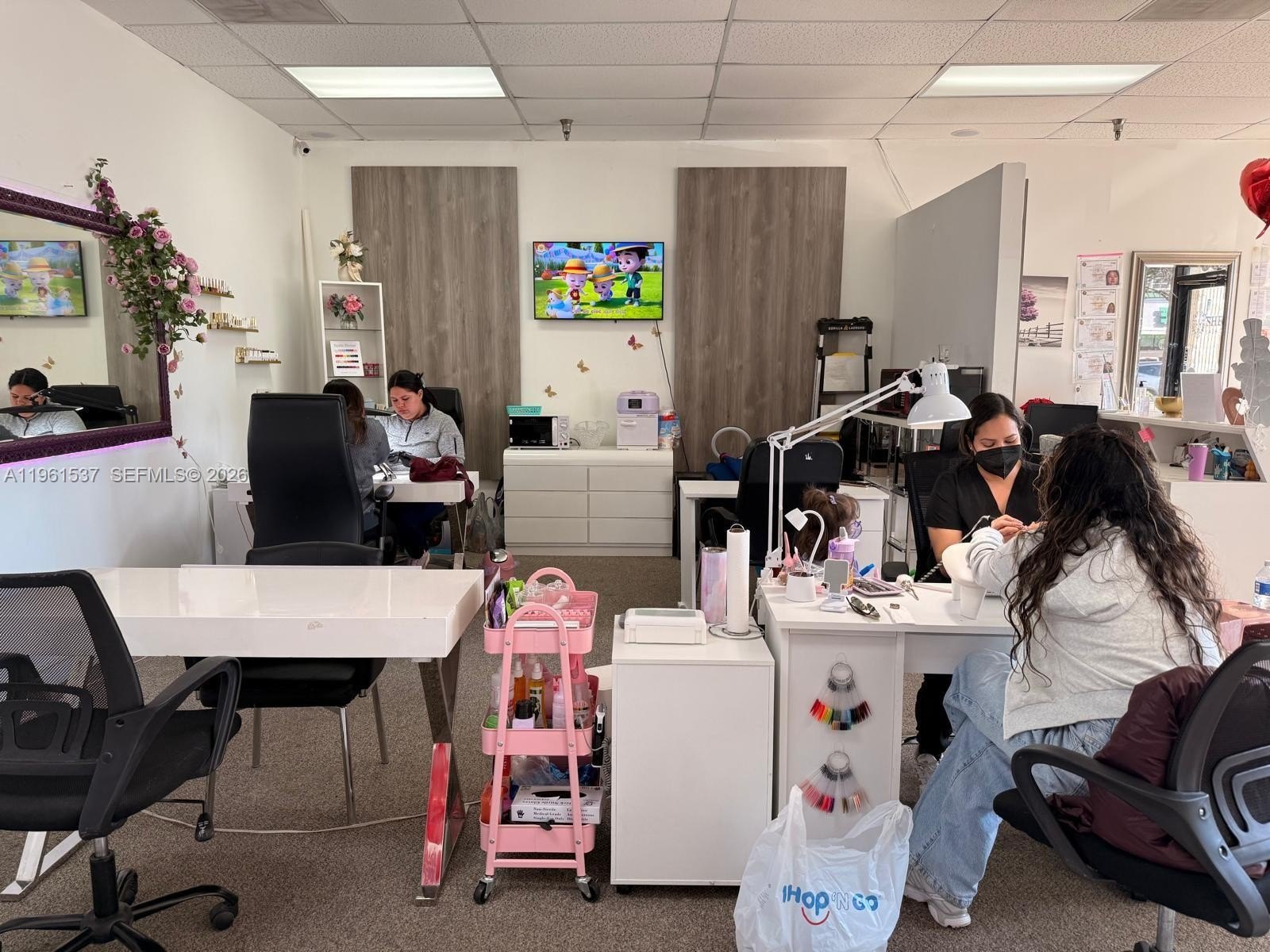 Hallandale Beach Spa Opportunity