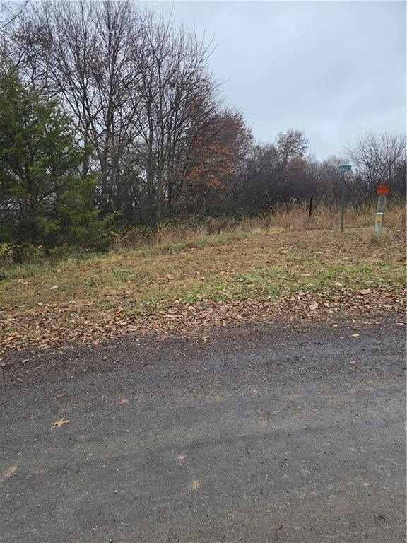 Land in Linn Valley