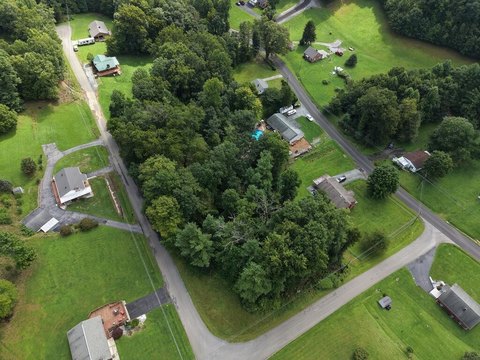 Land, Marion, VA