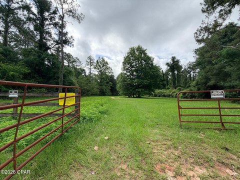 LAND - Westville, FL