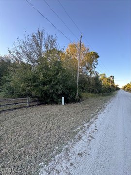 2.5 Acres in Clewiston, Florida