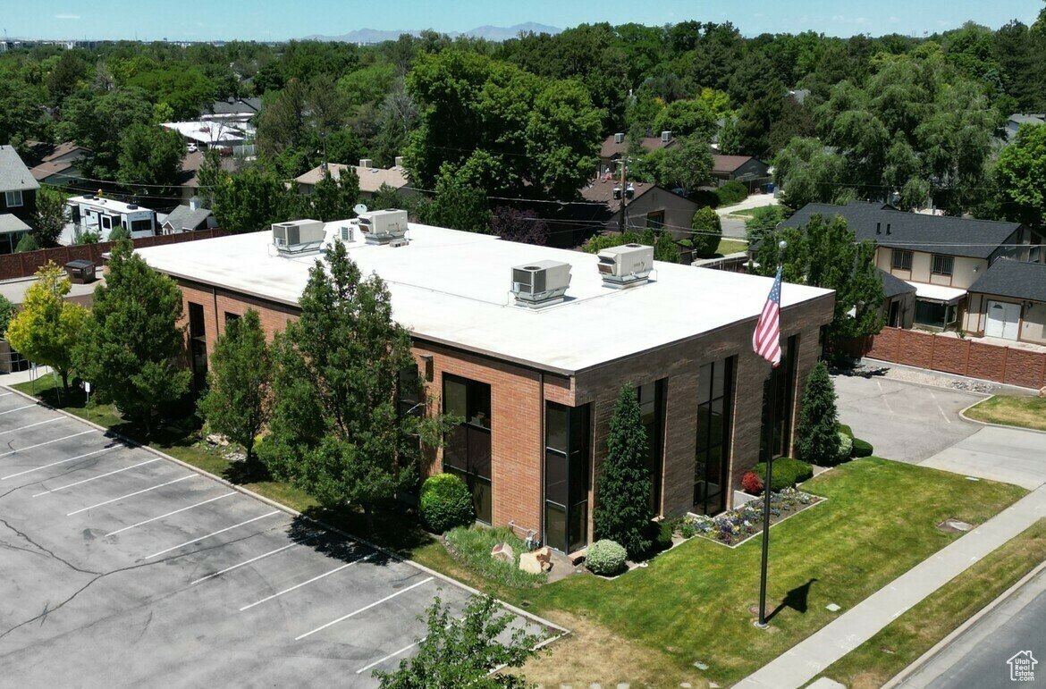 Two-Story Office Building in Murray