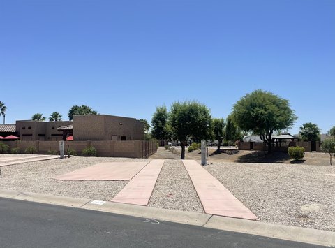 Move-On Ready RV Lot