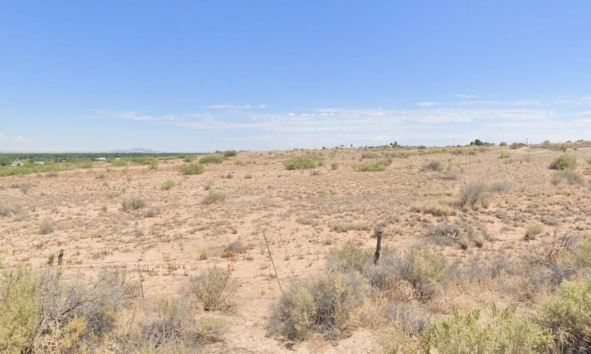 Land with Breathtaking Mountain Views