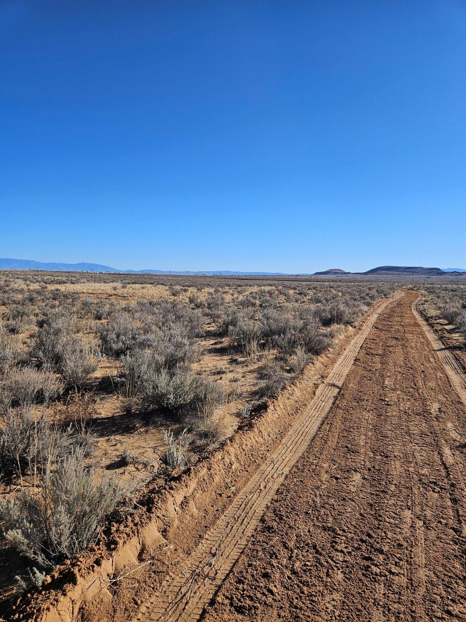 Los Lunas Land Near Electric