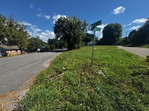 LAND - Knoxville, TN