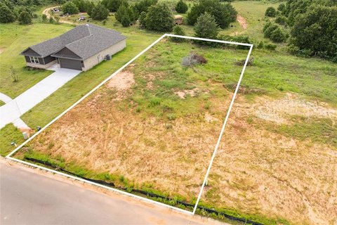 LAND - Harrah, OK