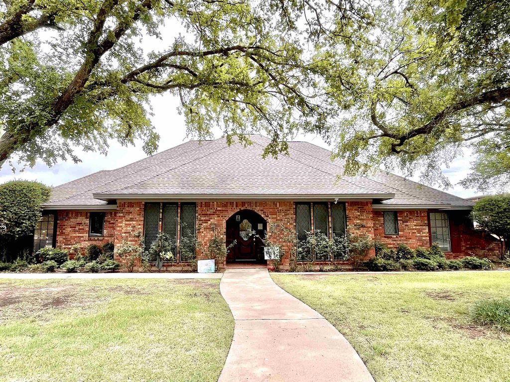 4090 Regent Dr, Wichita Falls, TX 76306
