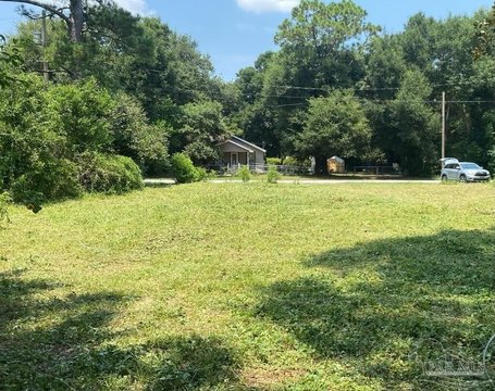 Land, Pensacola, FL