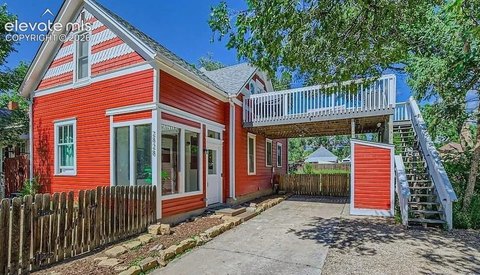 Victorian Duplex in Old Colorado