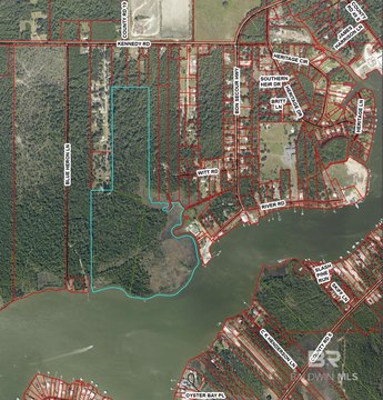 Waterfront Land with Extensive River Frontage