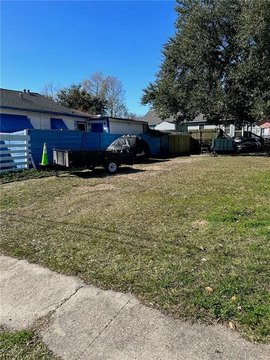 Land, New Orleans, LA