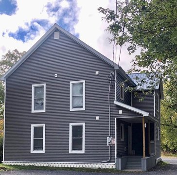 Potsdam Multifamily Property with Suites