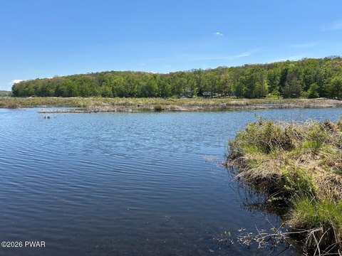 Lakefront Lot on Paupackan Lake