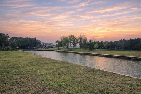 Richland Chambers Lake Waterfront Lot