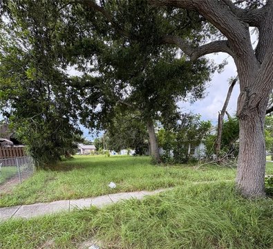 Buildable Lot in St. Petersburg