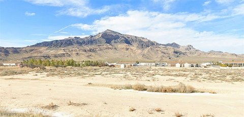 Pahrump Land with Mountain View