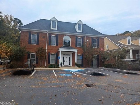 Furnished Office Suites in Roswell