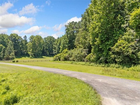 3.18 Acres in Ellijay, GA