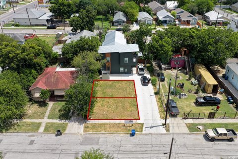 LAND - San Antonio, TX