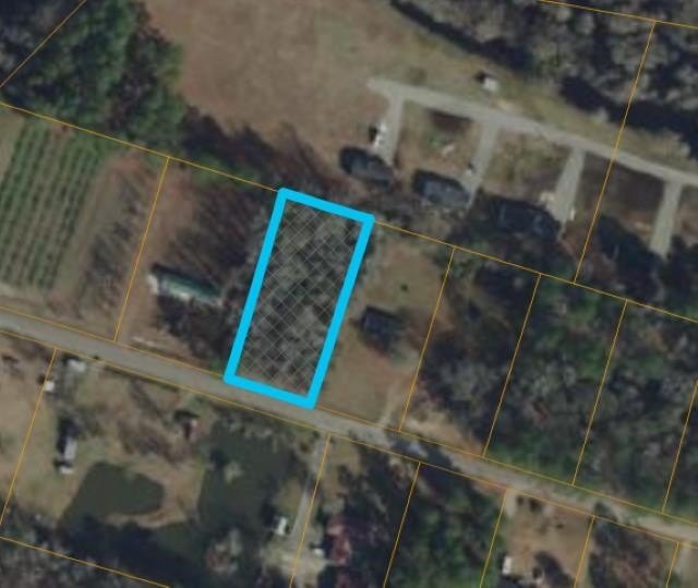 Land in Galivants Ferry