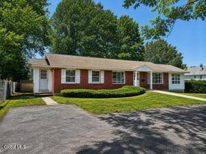 8 Medical Arts Ln, Saratoga Springs, NY 12866