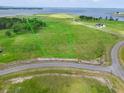 Lakefront Residential Development Lot