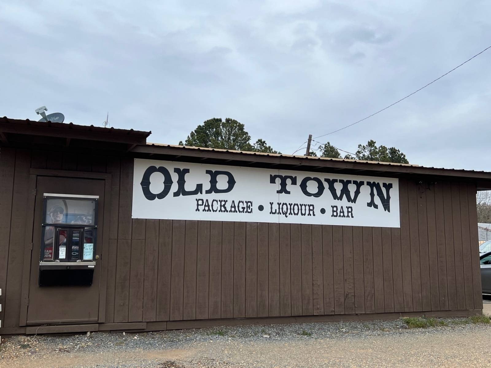 Turnkey Commercial Property in Pelican, LA