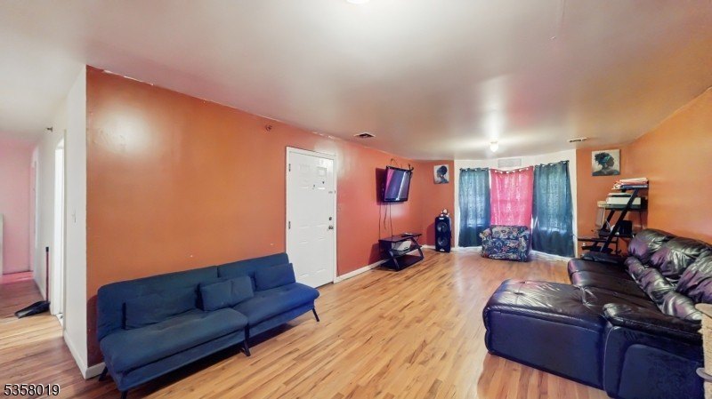 Picture 14