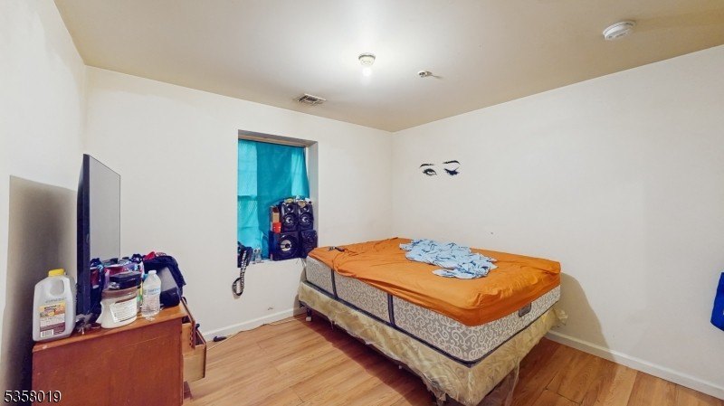 Picture 35