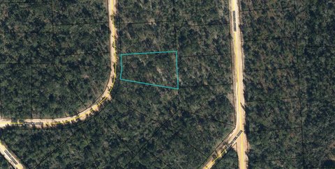 Large Lot in Compass Lake
