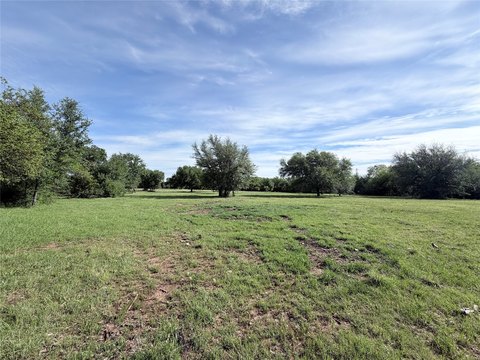 Secluded Land in Whitney, Texas