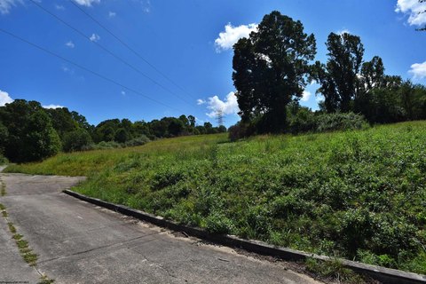 Residential Land in Grafton, WV