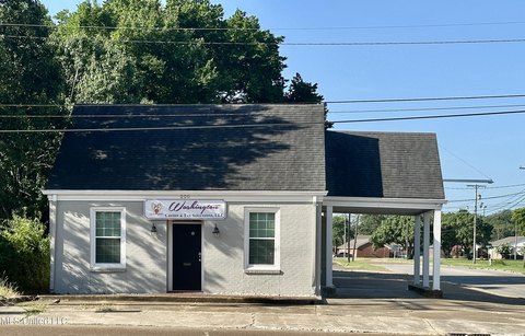 Cleveland Office Building with Drive-Through