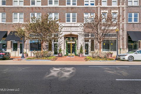 Historic Mixed-Use Gem in Jackson