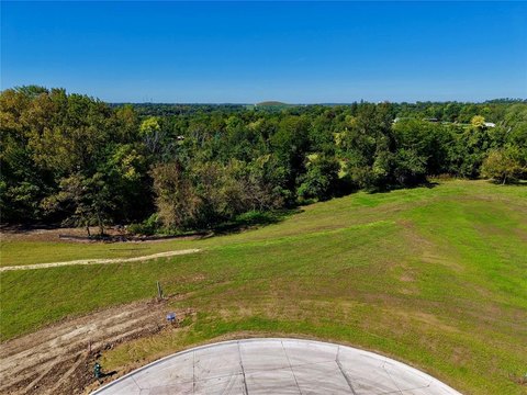 Land/Lot/Farm, Cedar Rapids, IA