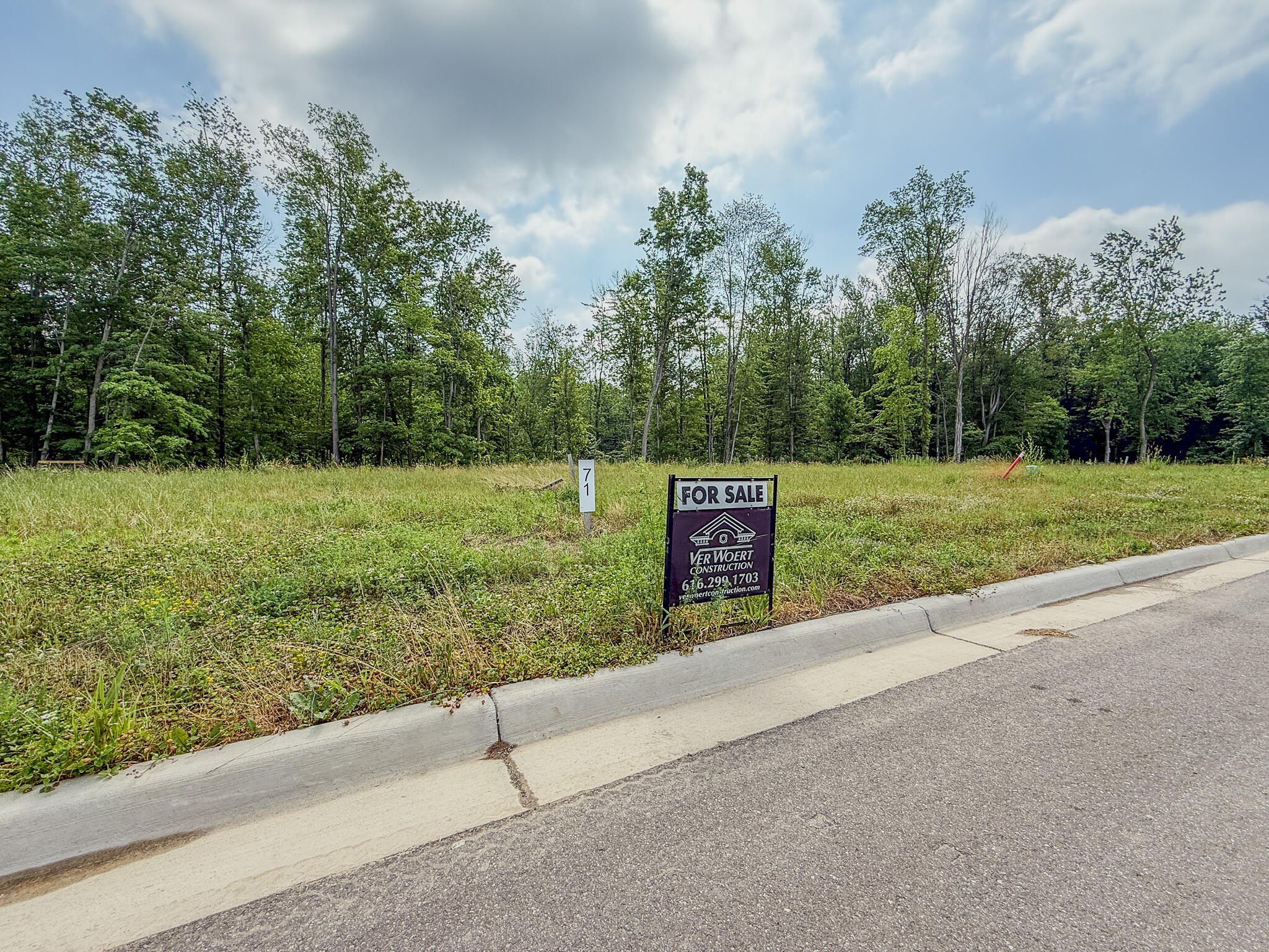 Residential Lot in Cambridge Grove
