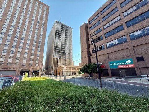 CBD Corner Lot Near Quarter