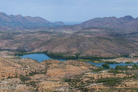 Expansive Land Near Patagonia Lake