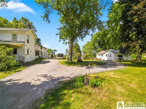 MULTI_FAMILY - Westfield, NY