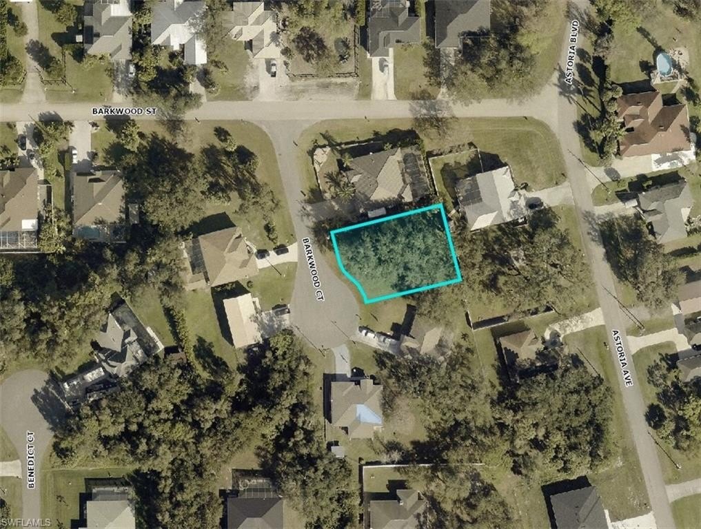 Residential Lot in Fort Myers